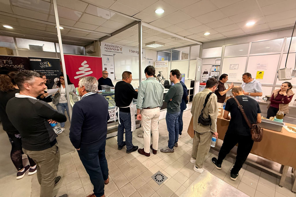 Exitosa jornada profesional dedicada al pistacho en la elaboración de helado